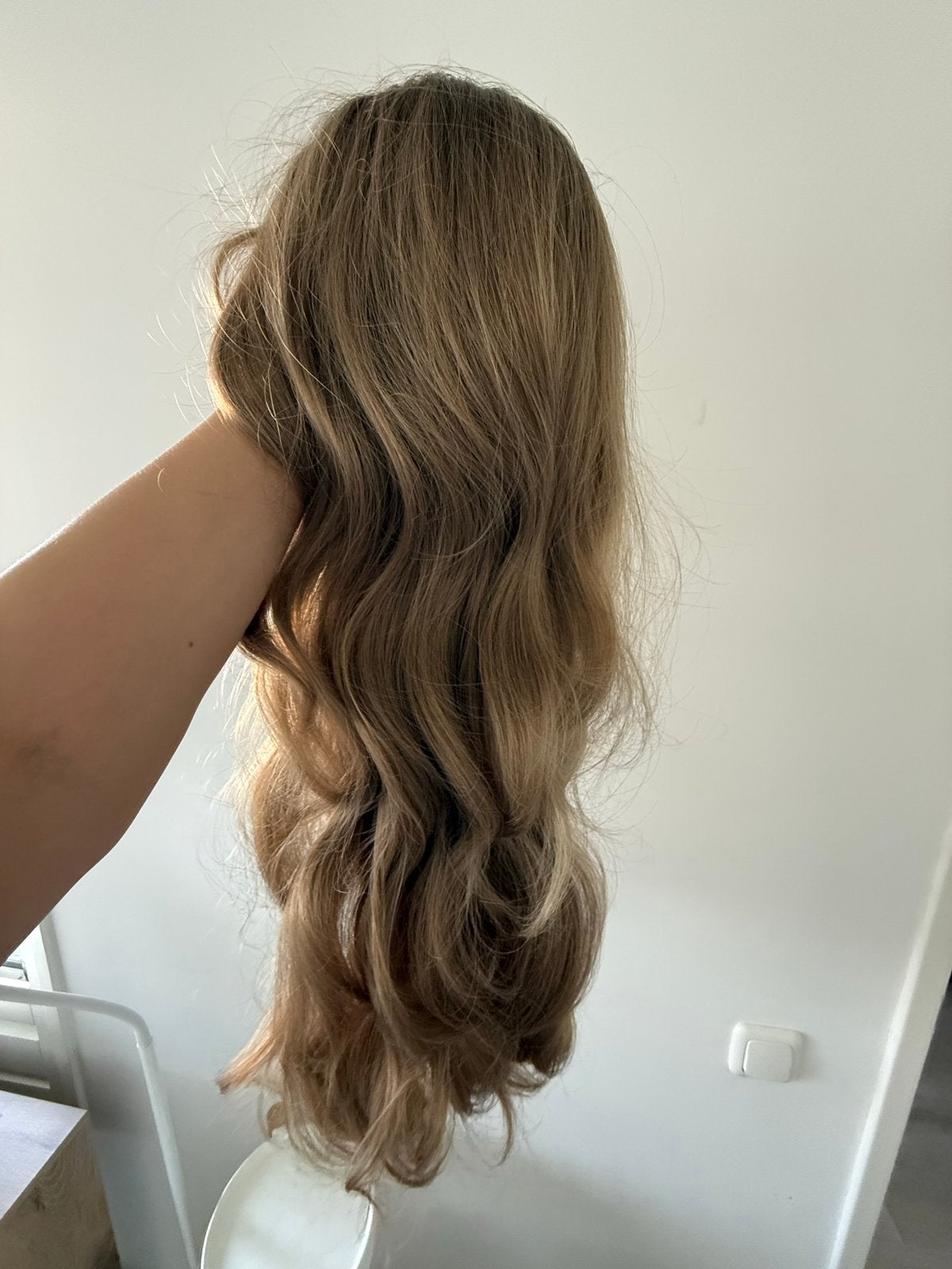 Lange blonde pruik met golven, Sieraden, Tassen en Uiterlijk, Uiterlijk | Haarverzorging, Ophalen, Zo goed als nieuw, Pruik of Haarverlenging