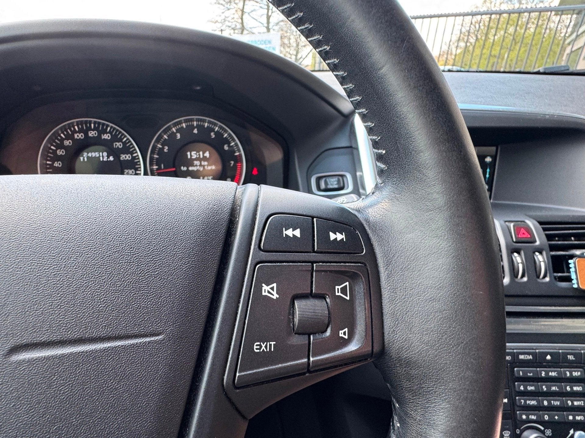 Foto 21 van Volvo XC60 2.0 T5 |LEES TEKST|