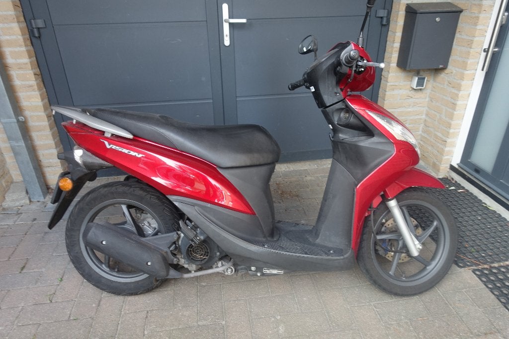 Honda  Vision scooter 2012., Ophalen, Honda, Gebruikt, Maximaal 45 km/u