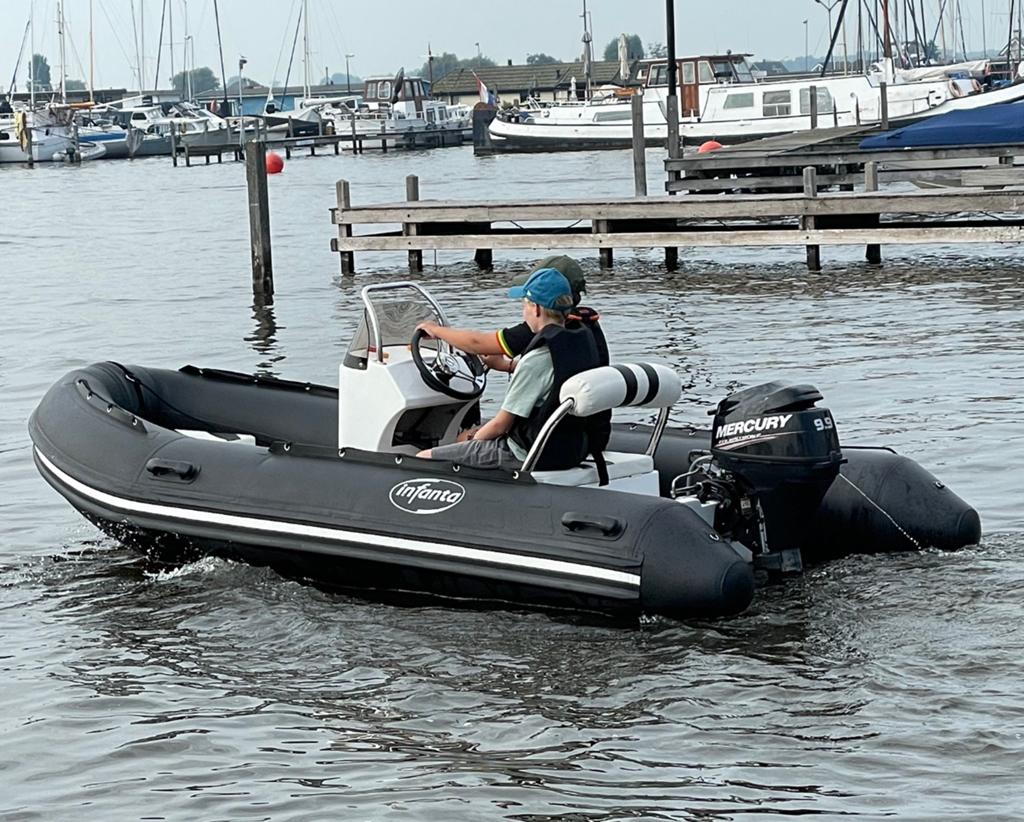 Infanta 4.10 RIB met Mercury motor en afdekhoes, Watersport en Boten, Rubberboten, Gebruikt, Ophalen of Verzenden, Polyester/glasvezel