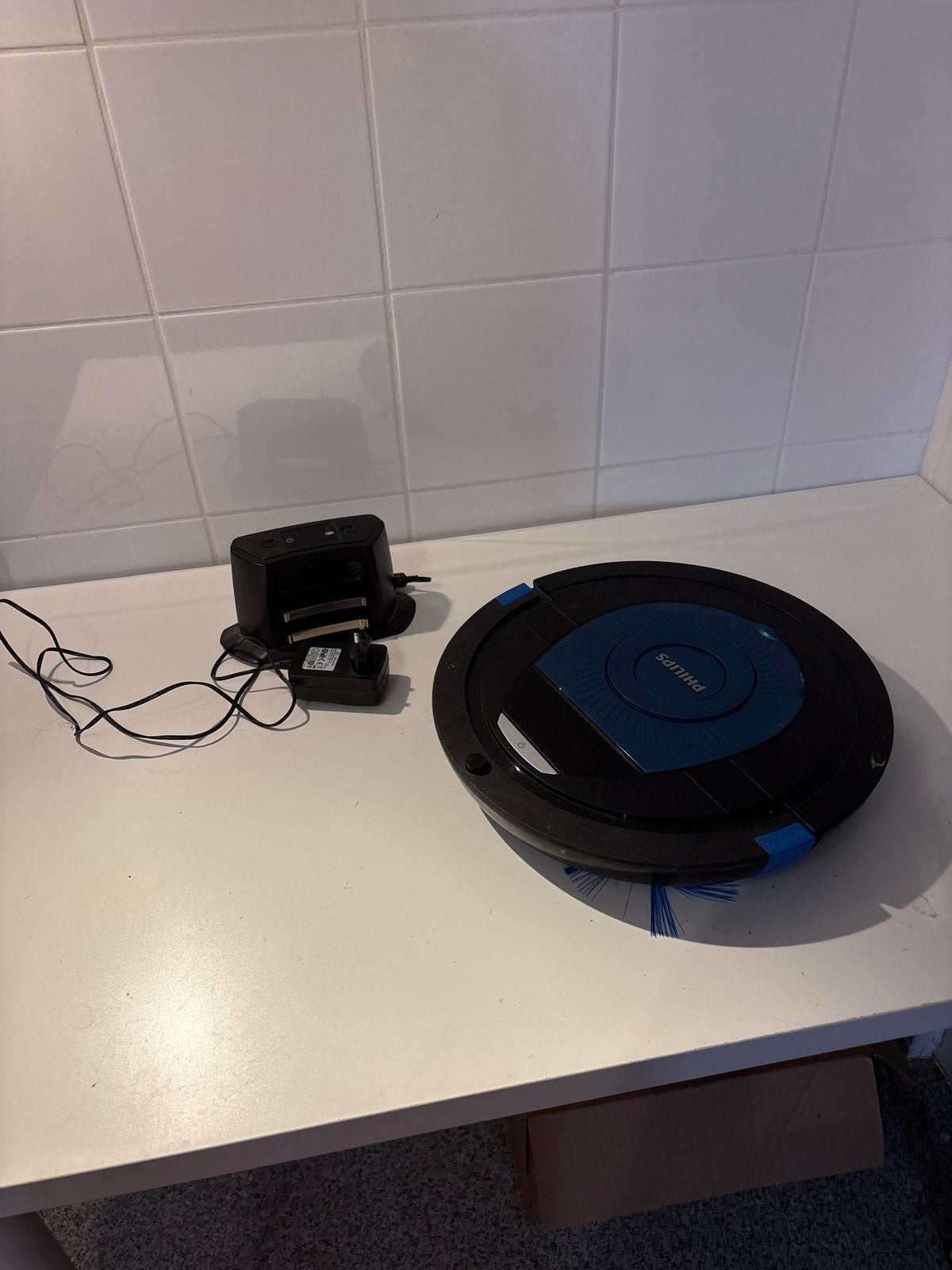 Philips Robotstofzuiger met Oplaadstation, Gebruikt, Philips, Robotstofzuiger, Reservoir