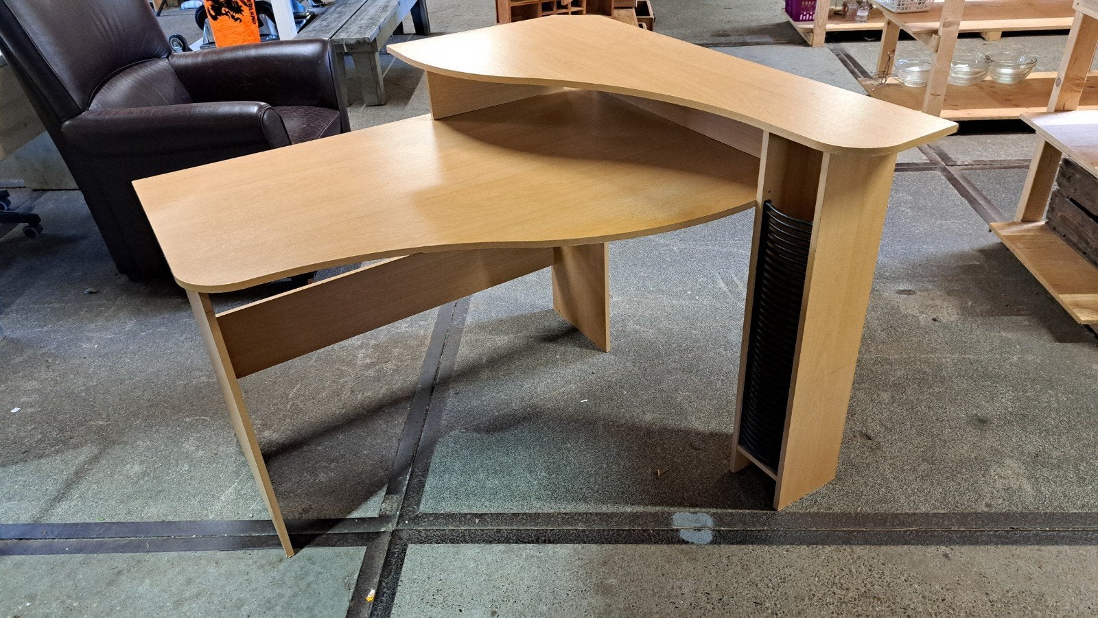 Compact computerbureau met opbergruimte - Licht hout, Ophalen, Opbergruimte, Gebruikt, Spaanplaat of MDF