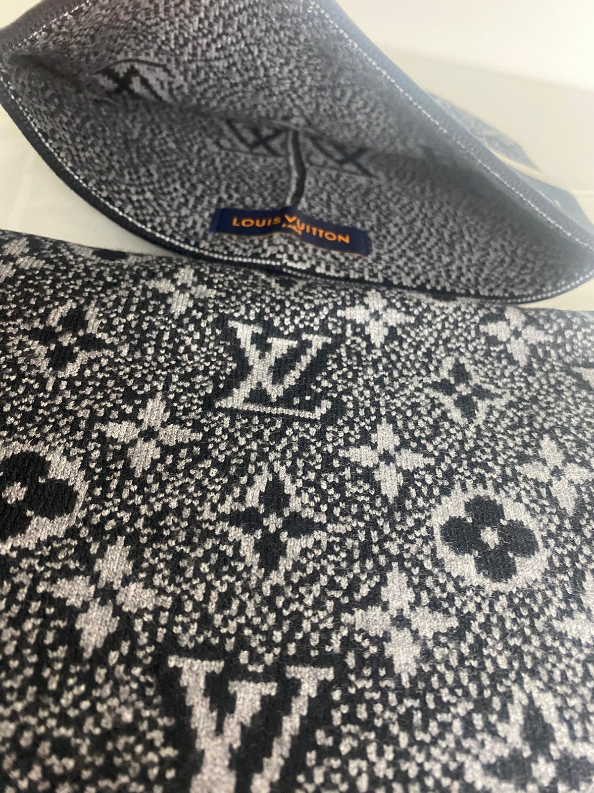 Louis Vuitton Muts&sjaal, Kleding | Heren, Ophalen of Verzenden, Nieuw