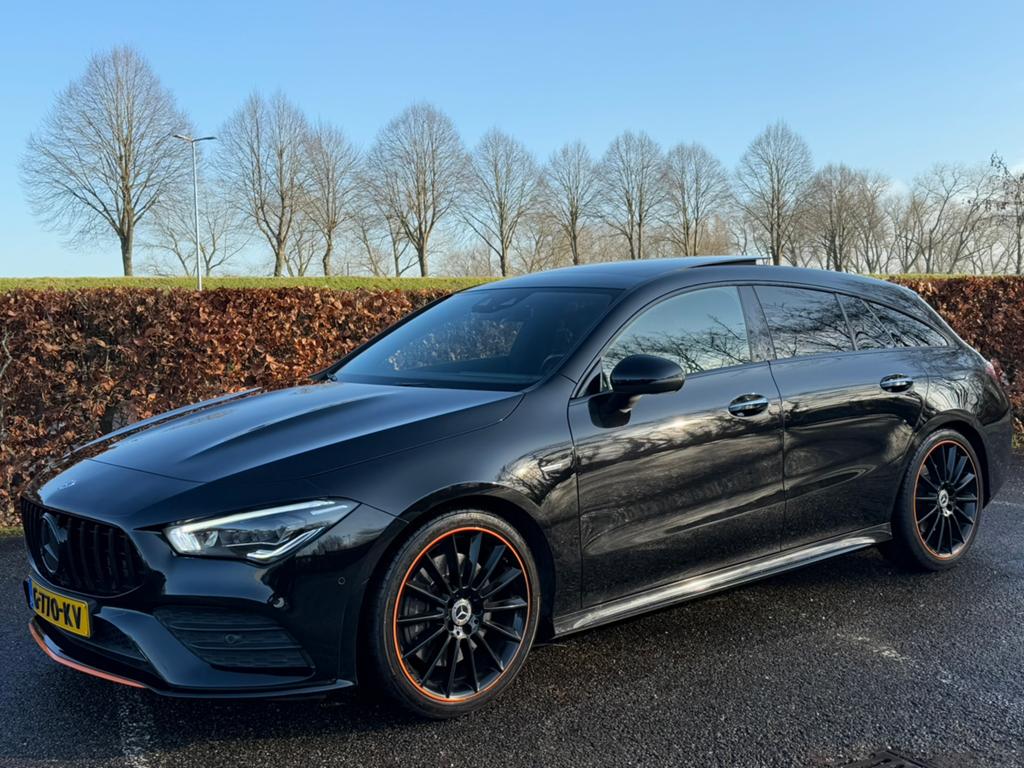 Mercedes-Benz CLA 220 Edition 1 Orange Art AMG/250PK/Panodak, Auto's, CLA, 4 cilinders, Lichtsensor, Particulier