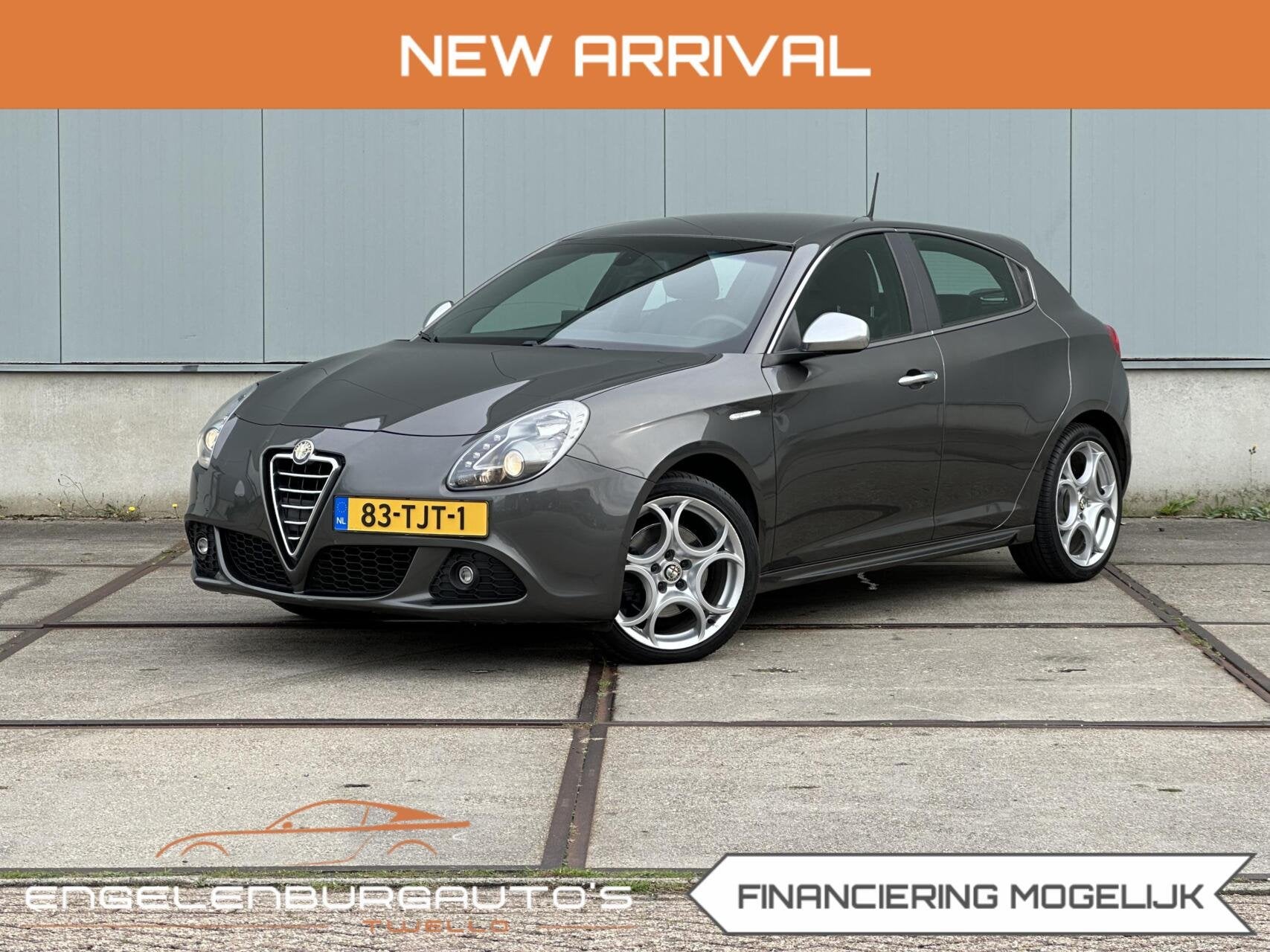 Alfa Romeo Giulietta 1.4 T Distinctive Eerste eigenaar! NAP, Auto's, Euro 5, Zwart, 4 cilinders, Bedrijf