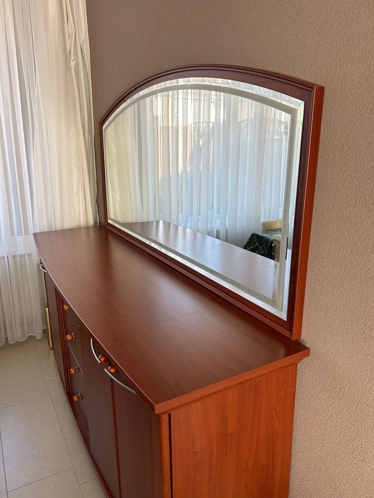 Complete Salon & Eettafel Set: Vitrine, Dressoir, Stoelen, Huis en Inrichting, Complete eetkamers, Ophalen