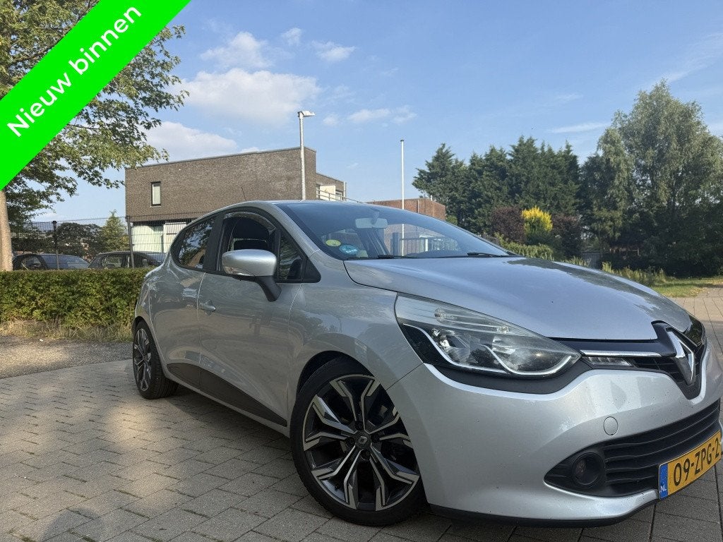 Renault Clio 1.5 dCi Navi|Carplay|Cruise|Clima (bj 2013), Auto's, Renault, Gebruikt, 4 cilinders, 96 €/maand, Origineel Nederlands