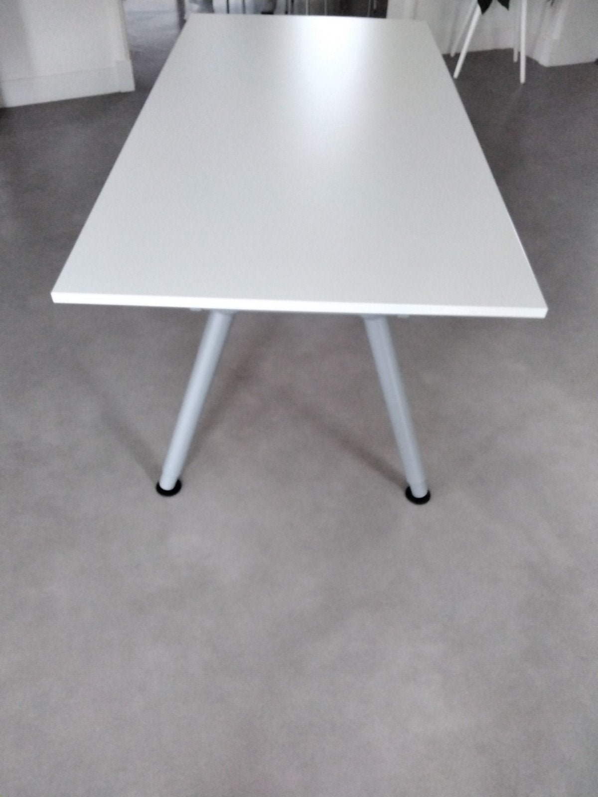 bureau ( als nieuw ) € 25, Huis en Inrichting, Ophalen, Zo goed als nieuw, 70 tot 120 cm