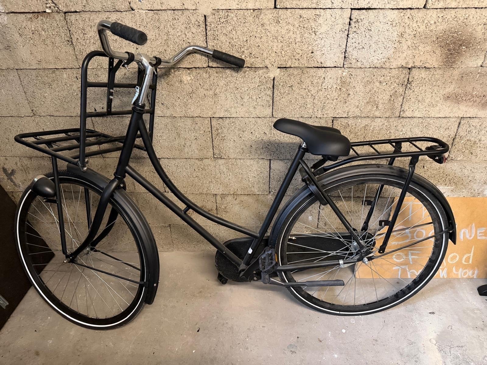 Zwarte transportfiets met voordrager en terugtraprem, Terugtraprem, Ophalen, Overige merken, 53 tot 56 cm