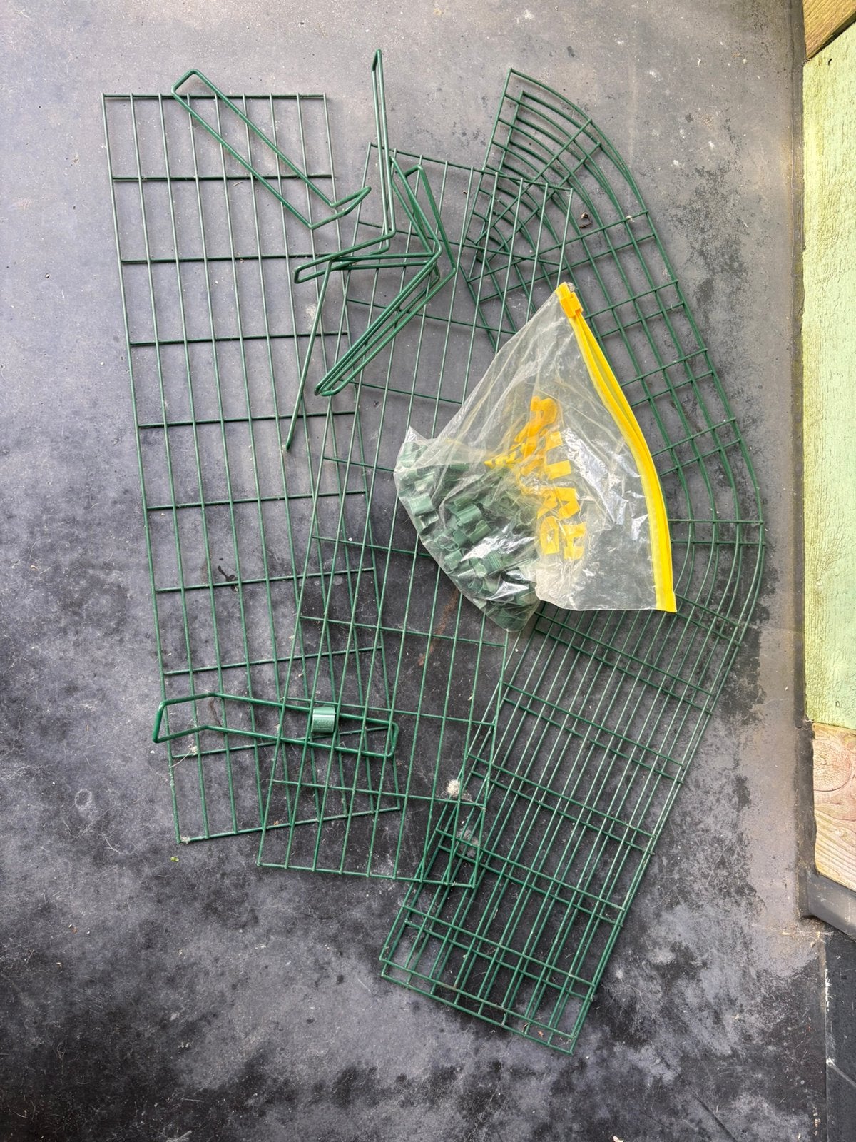 Omlet eglu klemmen bevestiging en gaaspanelen vloerpanelen, Ophalen, 110 cm of meer, Kooi, Minder dan 60 cm