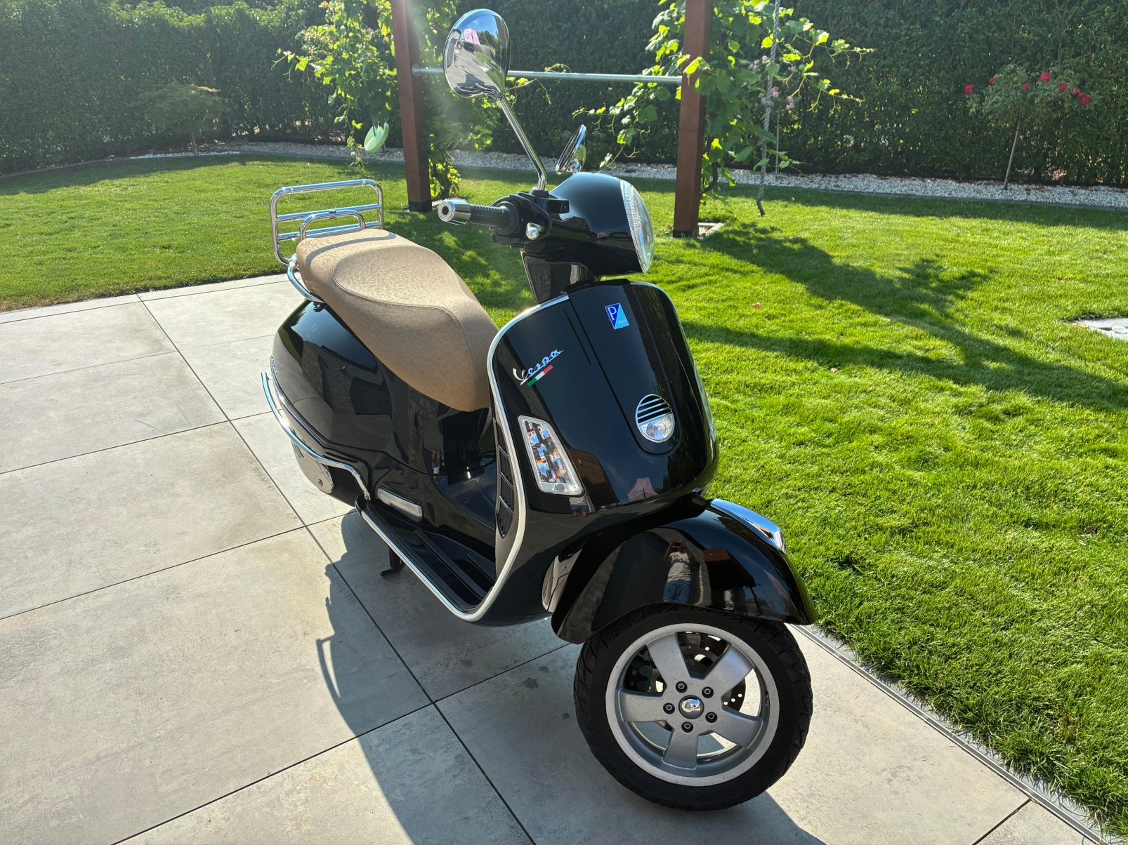 Vespa GTS 125cc 2008 in perfecte staat!, Ophalen, Zo goed als nieuw