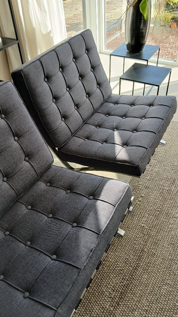Barcelona stoel fauteuil 2x grijs textiel zgan, Ophalen, Minder dan 75 cm, Zo goed als nieuw, Modern retro tijdloos design