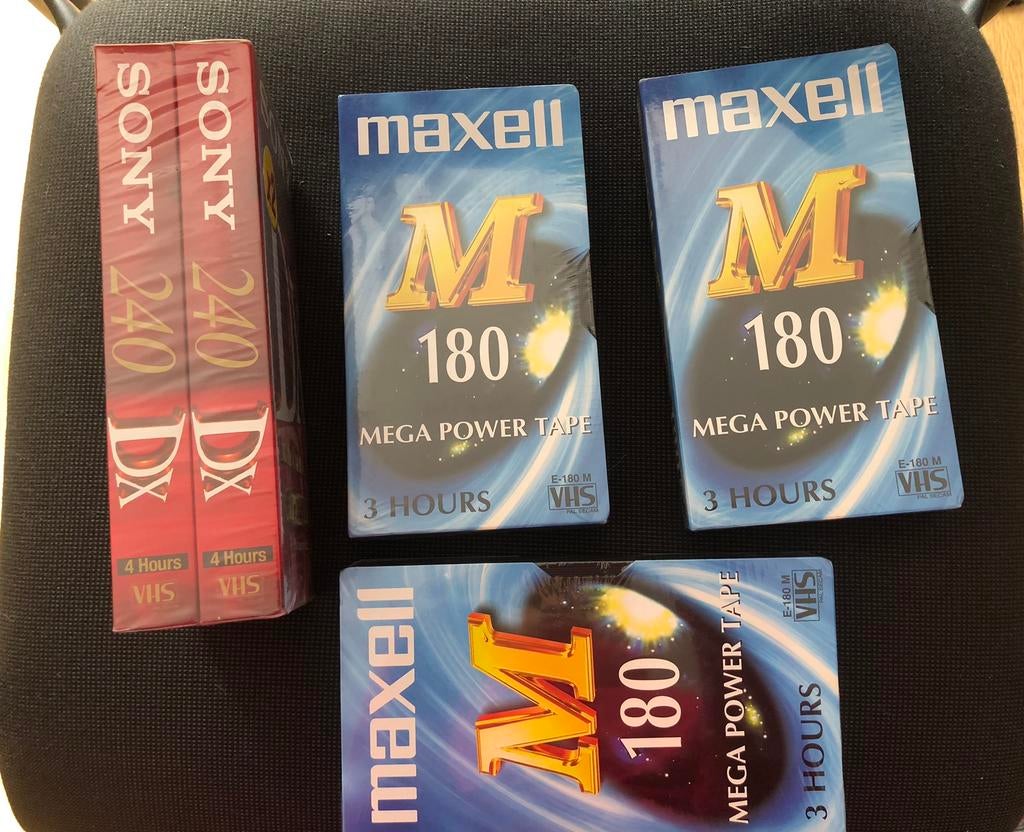 VHS tape Maxell en Sony, Ophalen, Zo goed als nieuw, Overige typen