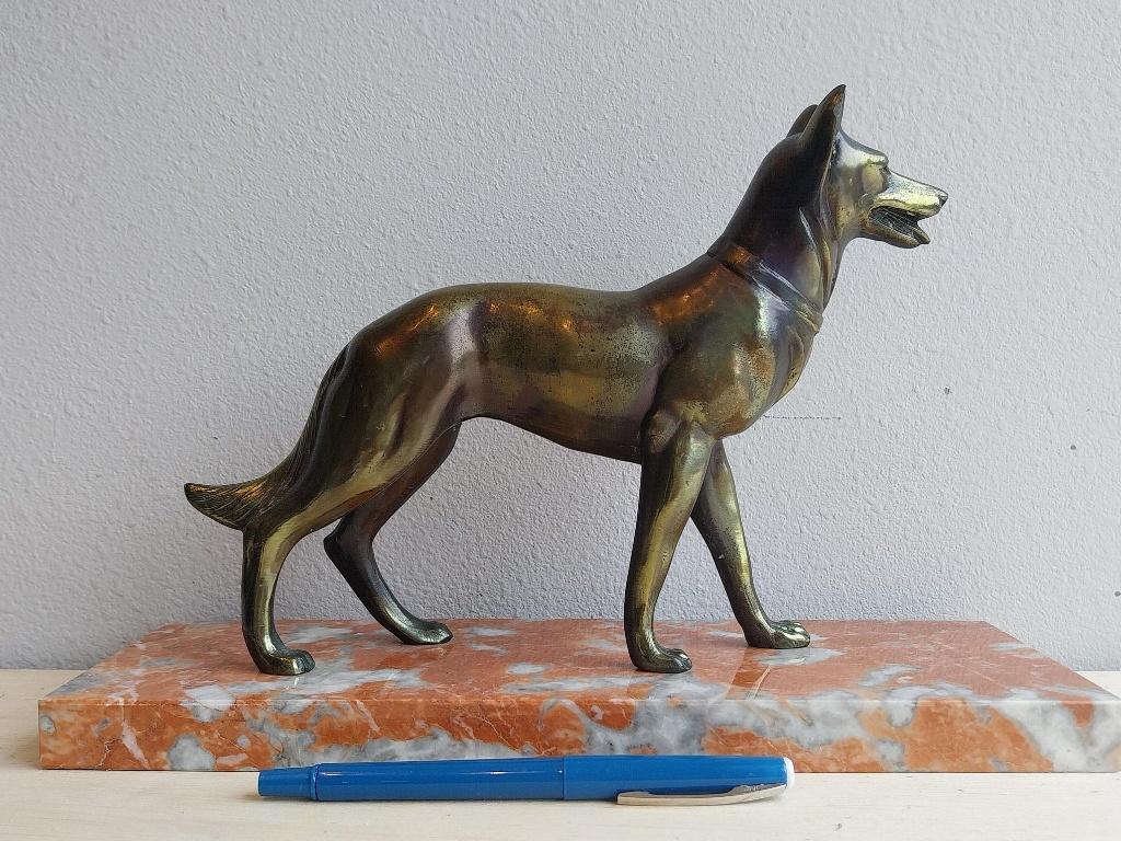 Art Deco herder hond beeld hondenbeeld op marmeren voet, Antiek en Kunst, Kunst | Beelden en Houtsnijwerken, Art deco, Ophalen of Verzenden
