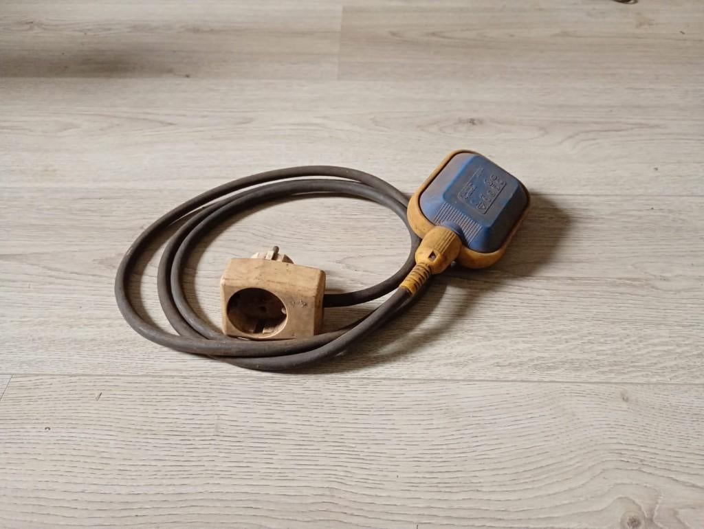 vlotter schakelaar voor dompelpomp, Ophalen of Verzenden, Dompelpomp