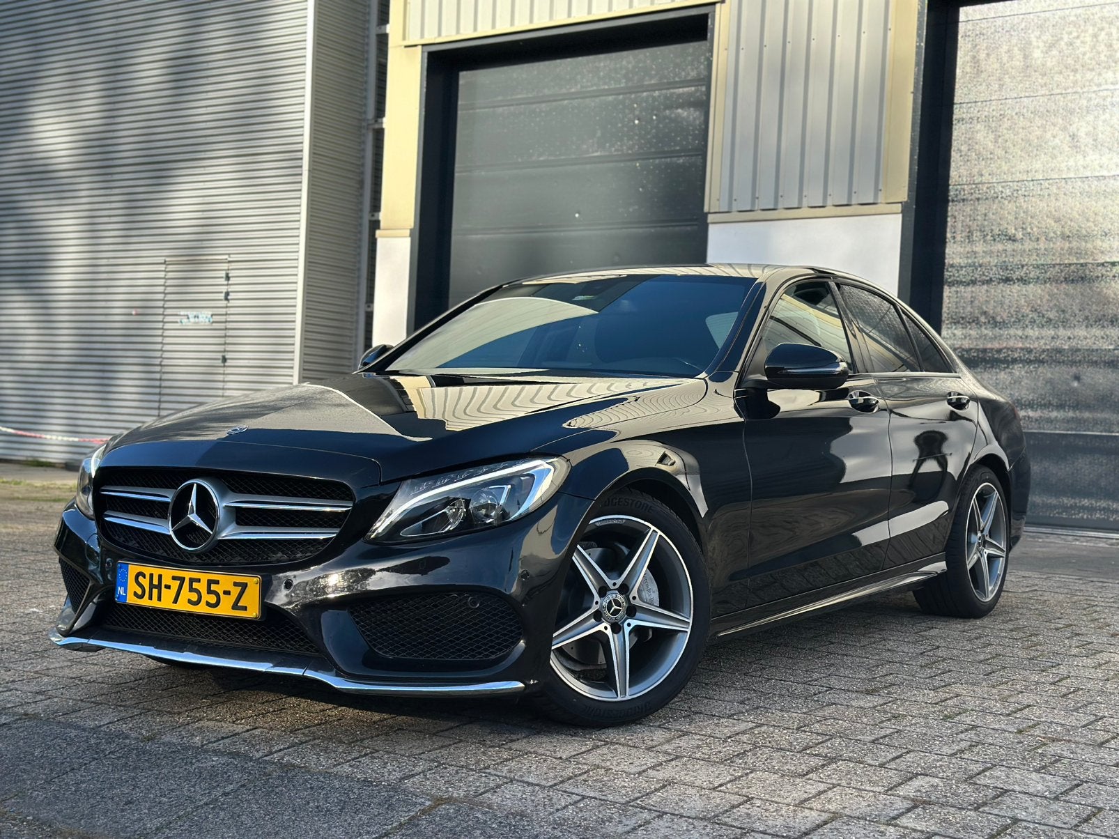 Mercedes-Benz C-Klasse C180 156pk 9G-TRONIC 2018 DEALER OND, Auto's, Automaat, 1800 kg, Zwart, Zwart