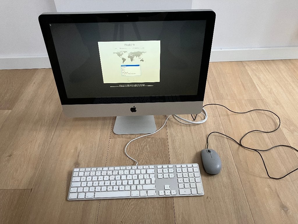 iMac 21,5 inch 2010, 3,06 GHz, Intel Core i3, 4GB, Computers en Software, Apple Desktops, Ophalen, Gebruikt, IMac, 21,5