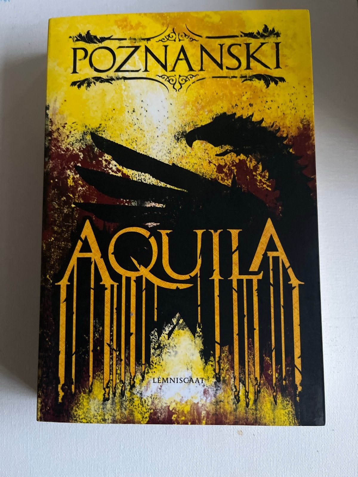 Aquila - Ursula Poznanski (Lemniscaat), Ophalen of Verzenden, Zo goed als nieuw