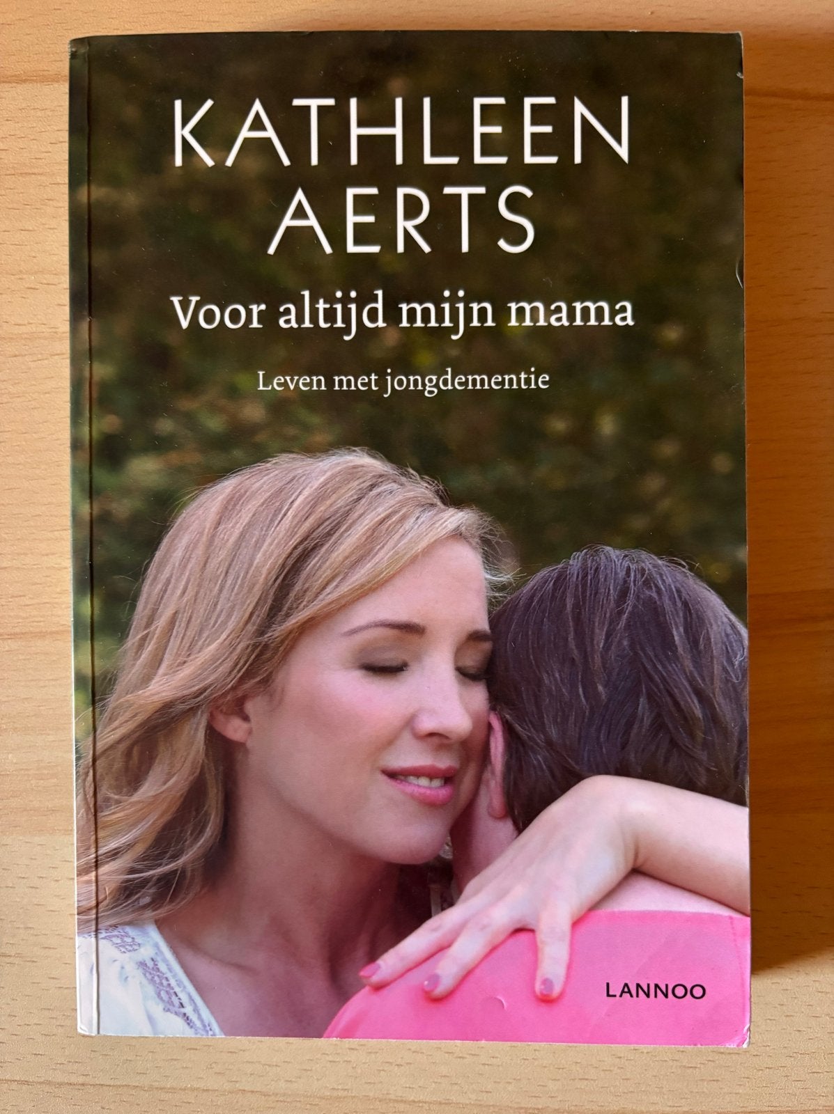 Voor altijd mijn mama - Leven met jongdementie, Ophalen of Verzenden, Zo goed als nieuw, België