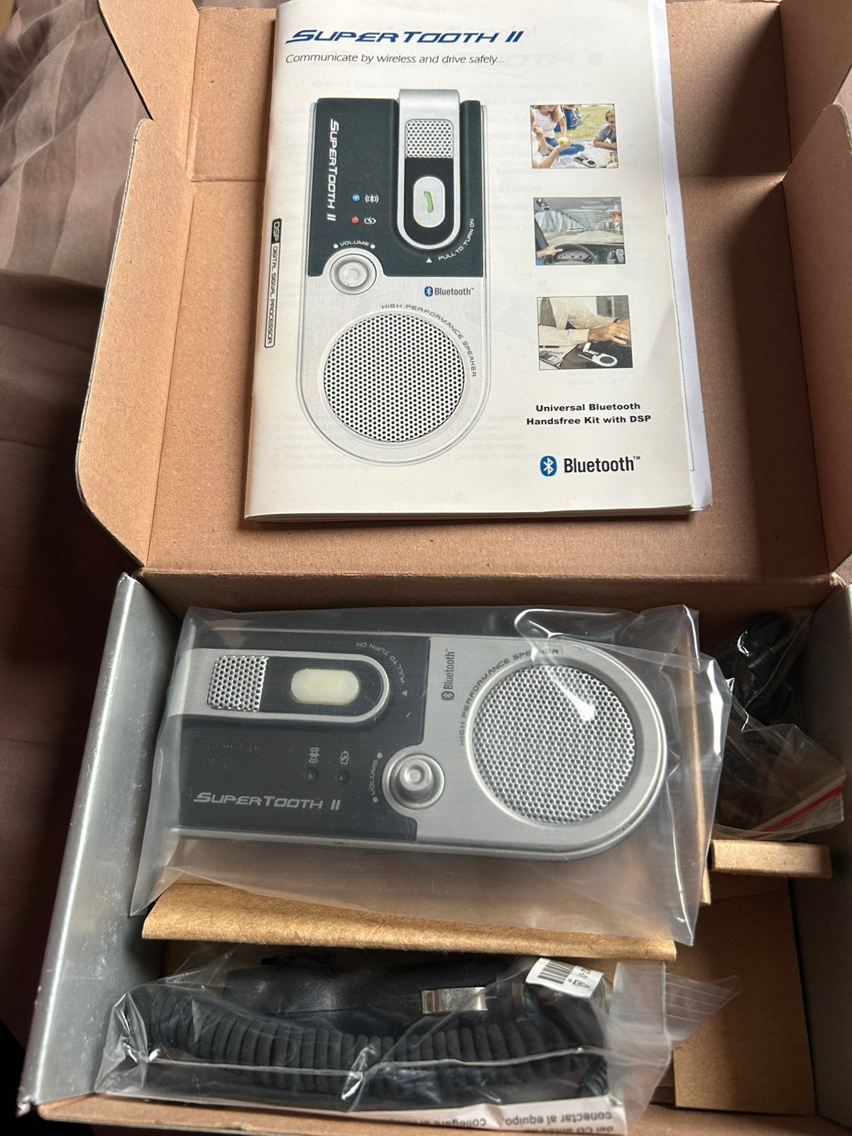 Bluetooth speaker voorhands free telefoon gebruik in de auto, Telecommunicatie, Carkits, Ophalen of Verzenden, Zo goed als nieuw