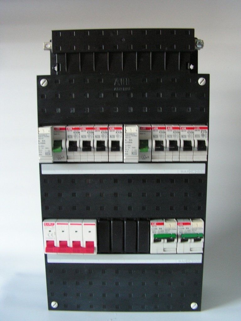 ABB busboard 3-fase 8 groepenkast + 2 x 1~ alamat, Ophalen of Verzenden, Gebruikt, ABB, Overige typen