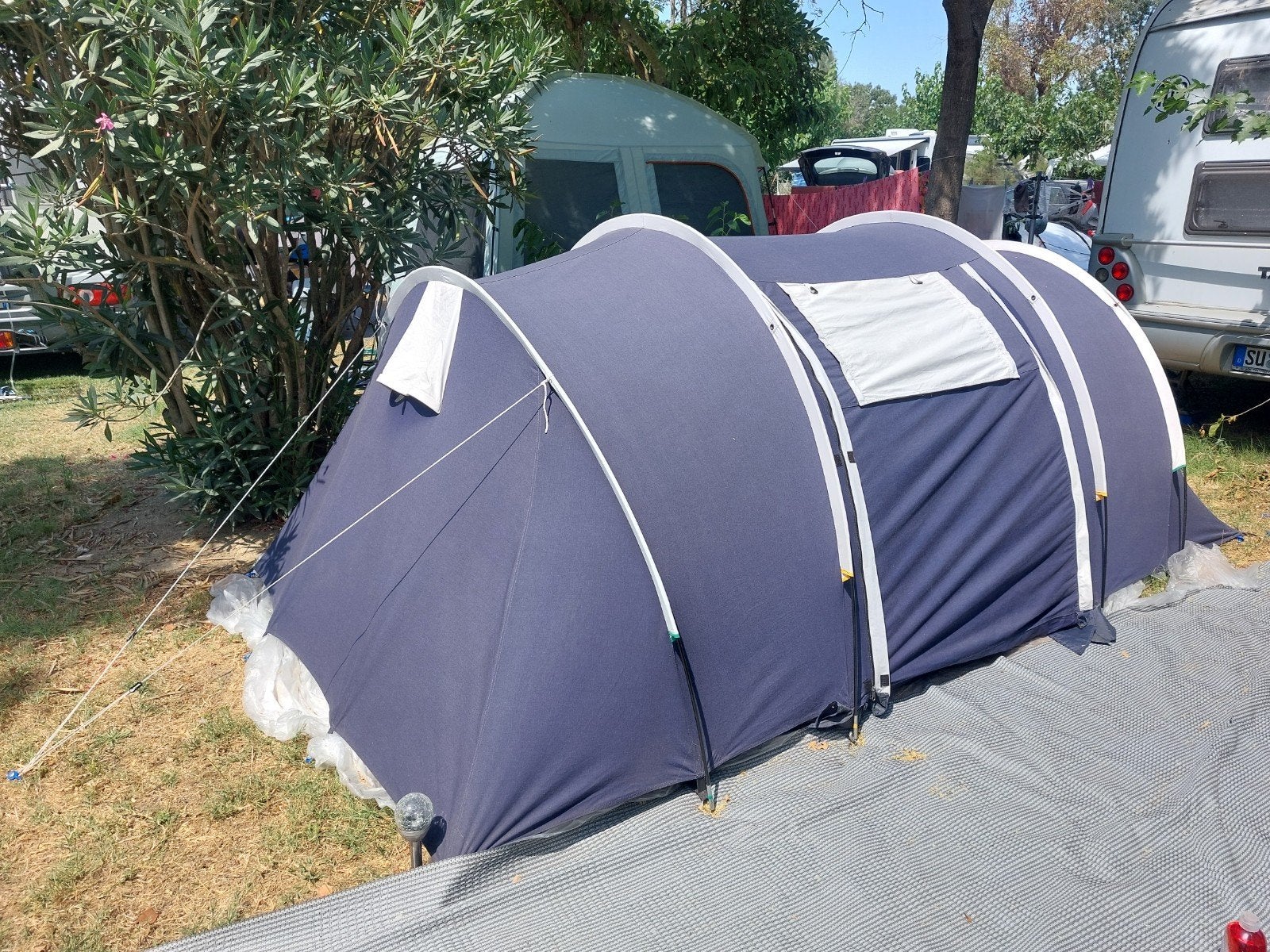 Tent Hypercamp Fashion Gold - Venetia, Caravans en Kamperen, Tenten, Ophalen of Verzenden, Gebruikt, Tot en met 2