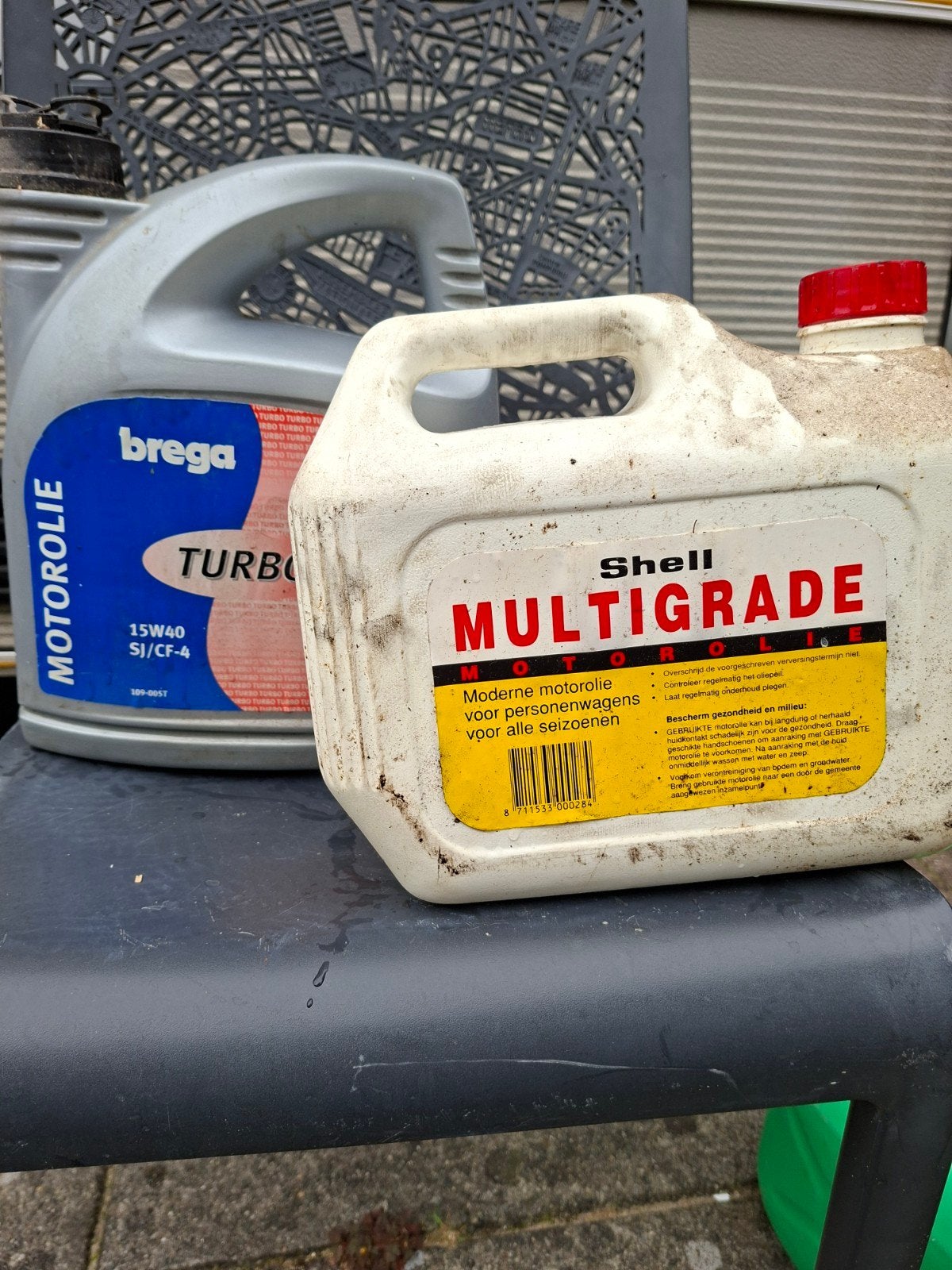 Restjes motorolie: Brega Turbo en Shell Multigrade, Ophalen of Verzenden, Gebruikt, Overige automerken