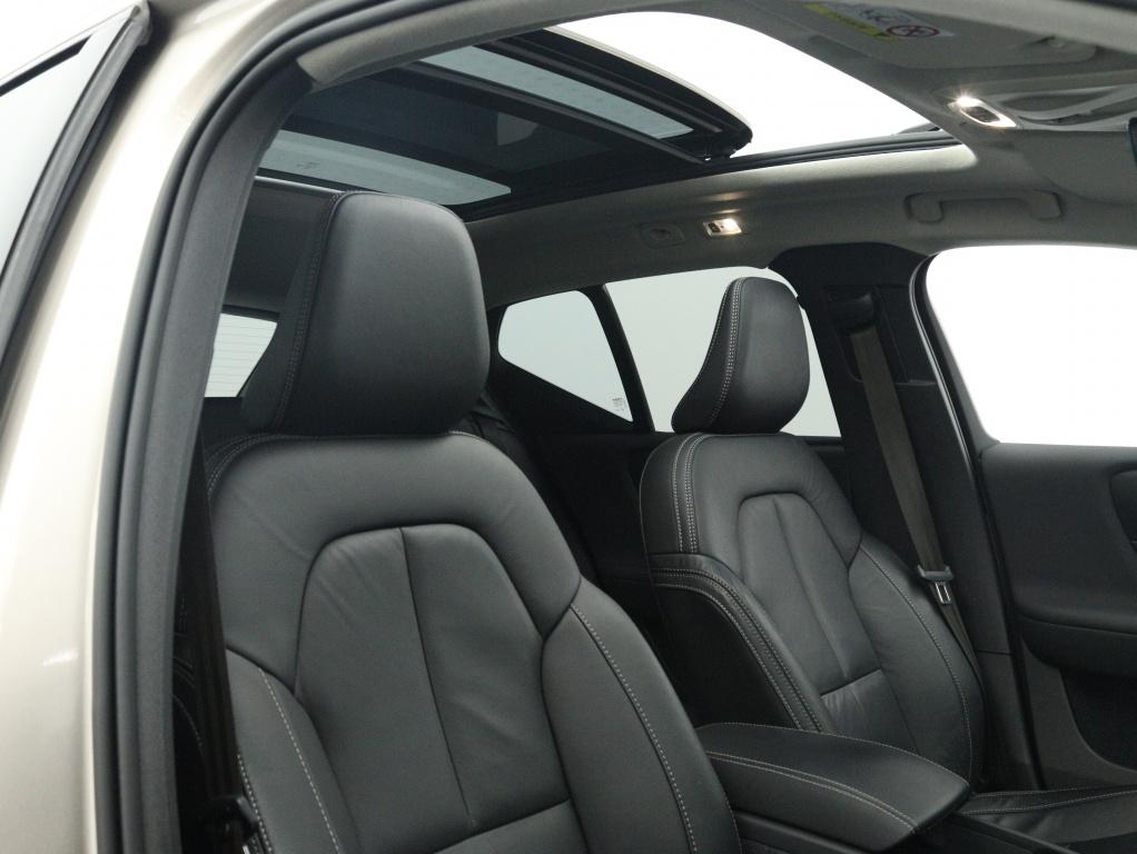 Volvo XC40 1.5 T5 PHEV Ultimate Bright 262PK | Panodak | Nav, Auto's, Volvo, 12 maanden, 1712 kg, Bedrijf, Hybride Elektrisch/Benzine
