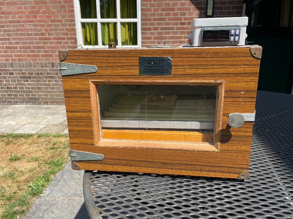 MS Broedmachine, Ophalen, Zo goed als nieuw, Broedmachine