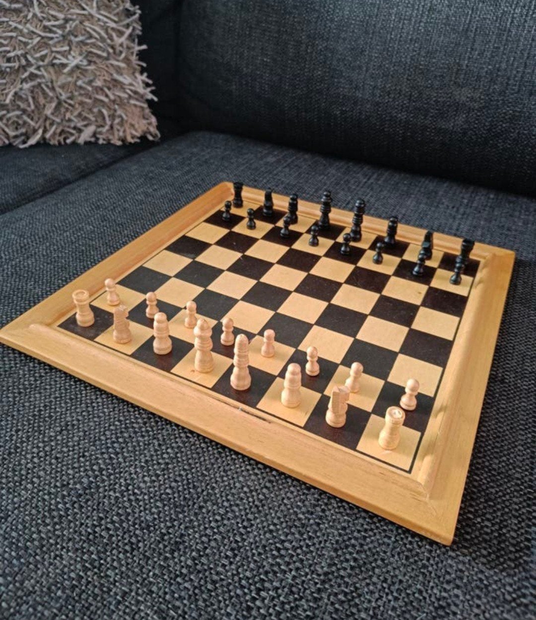 Prachtig houten schaakbord met schaakstukken, Ophalen of Verzenden, Minder dan 500 stukjes, Zo goed als nieuw, Schaken