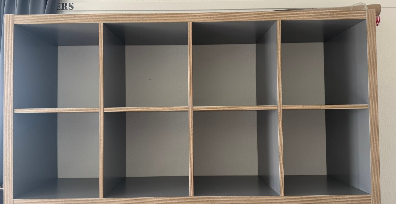 IKEA KALLAX grey wood shelf, Ophalen, 50 tot 100 cm, Zo goed als nieuw, 150 tot 200 cm