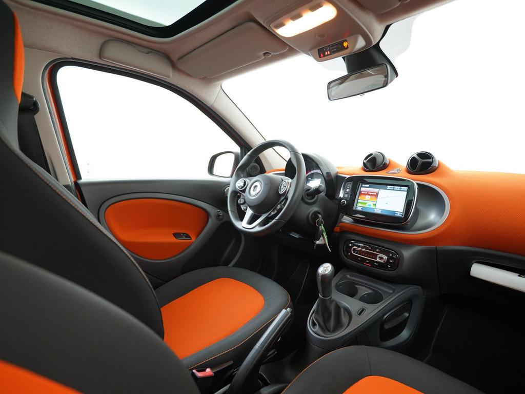 smart forfour 1.0 Passion | Panoramadak | Navigatie | Zondag, Auto's, Smart, 12 maanden, Gebruikt, Overige kleuren, 4 stoelen