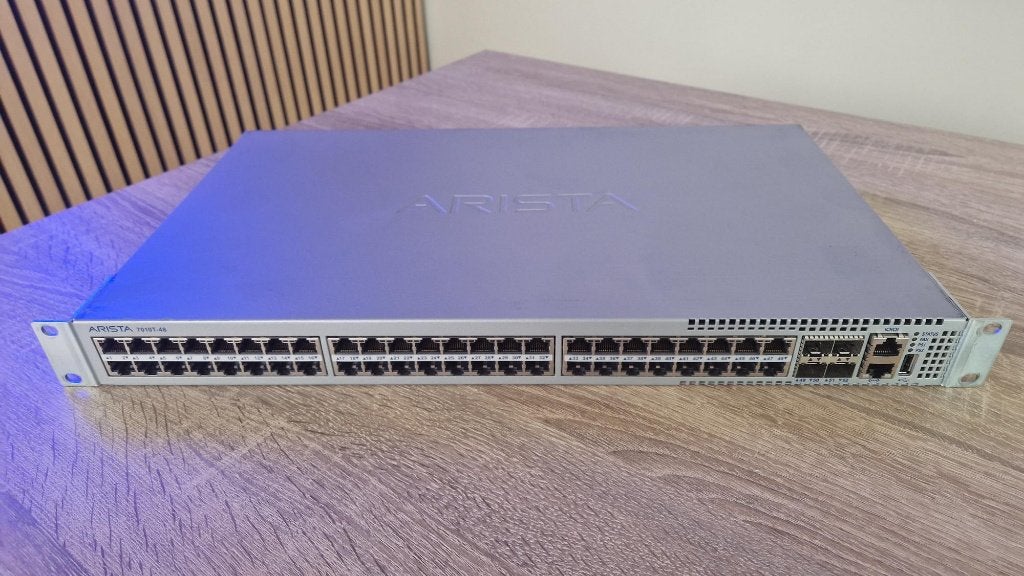 Arista DCS-7010T-48 Netwerkswitch, Ophalen, Gebruikt, -, -