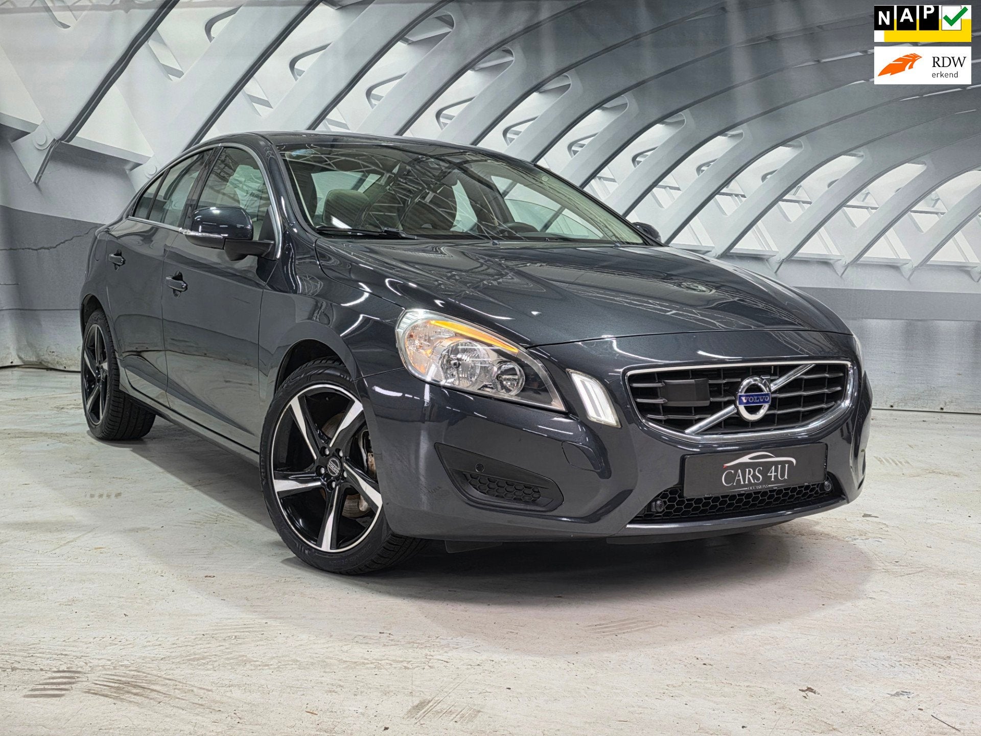 Volvo S60 2.0T Summum, Auto's, Voorwielaandrijving, Euro 5, Automatische klimaatregeling, Beige