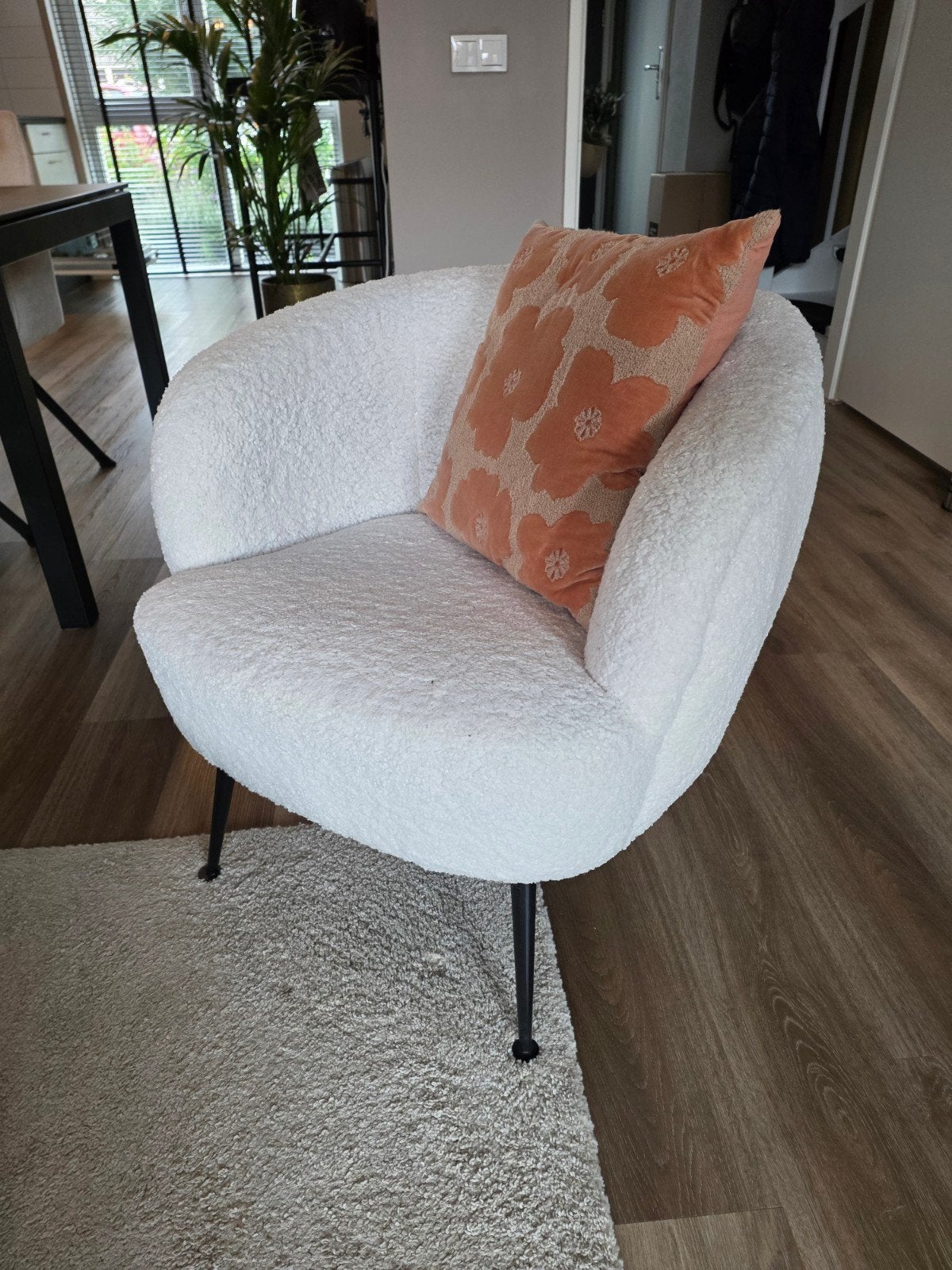 Moderne teddy fauteuil - Wit, Huis en Inrichting, Ophalen, 75 tot 100 cm, Zo goed als nieuw, Metaal