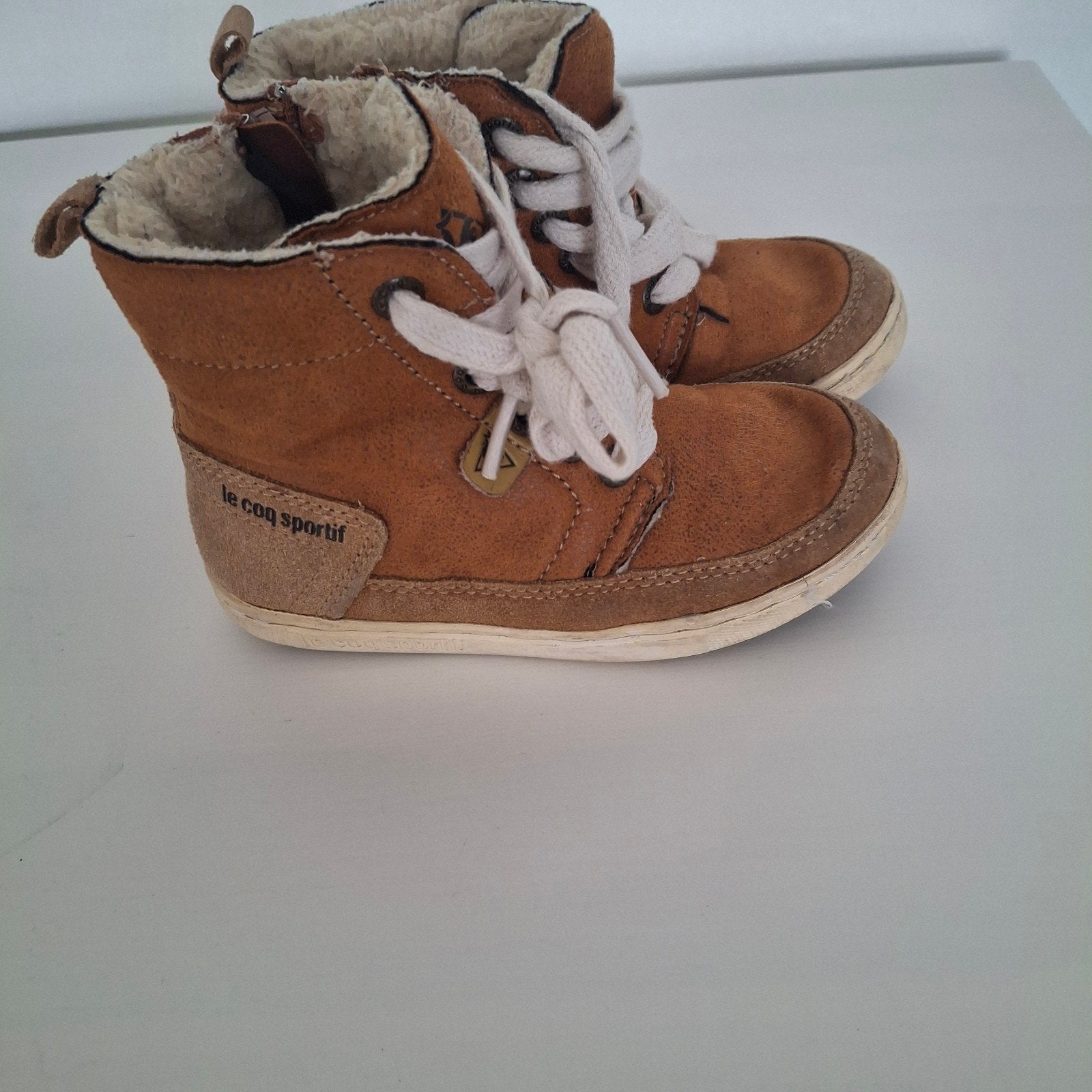 Foto 2 van Le Coq Sportif babyschoenen - Gebruikt