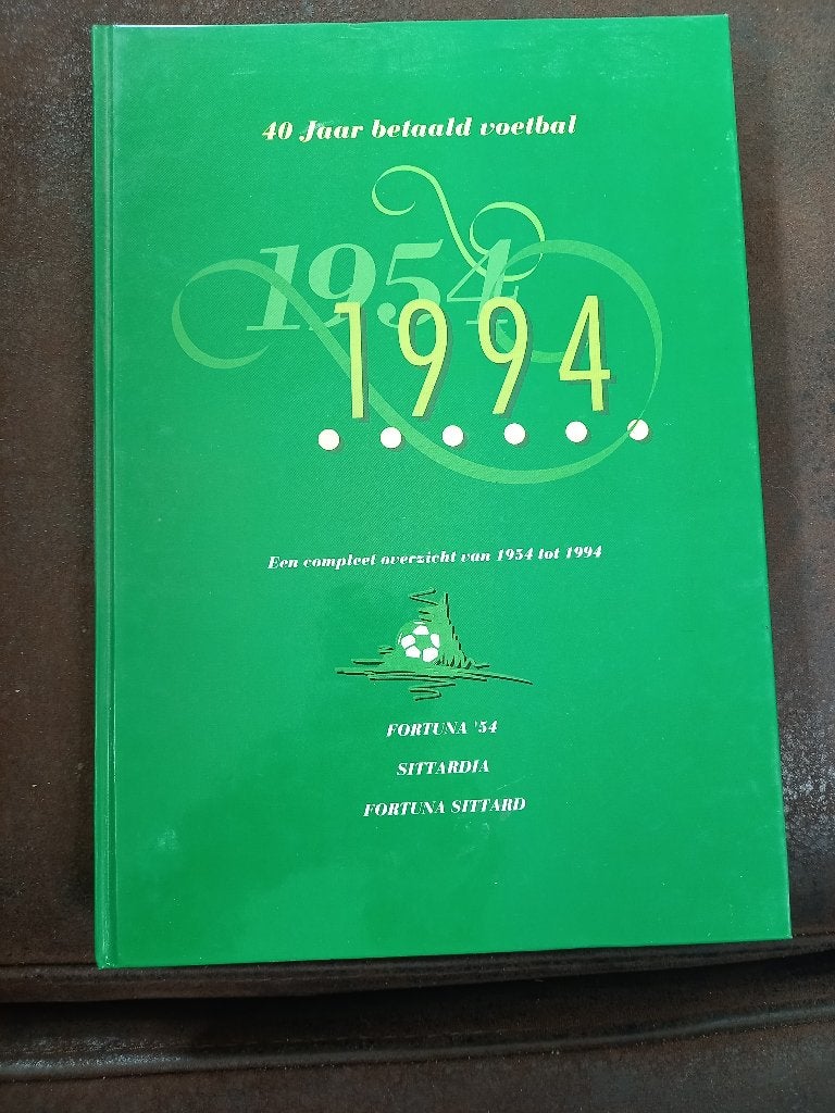 Boek: fortuna sittard 40 jaar betaald voetbal, Ophalen of Verzenden, Zo goed als nieuw, Overige binnenlandse clubs, Boek of Tijdschrift