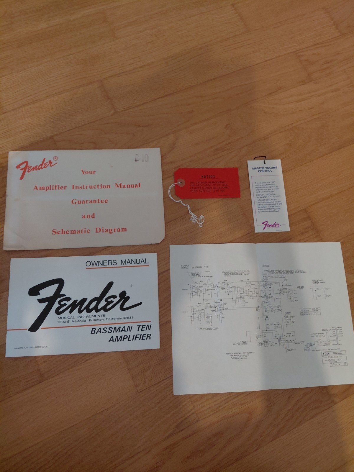 Originele fender Bassman Ten 1975 owners Manual en extra's, Muziek en Instrumenten, Ophalen of Verzenden, Zo goed als nieuw