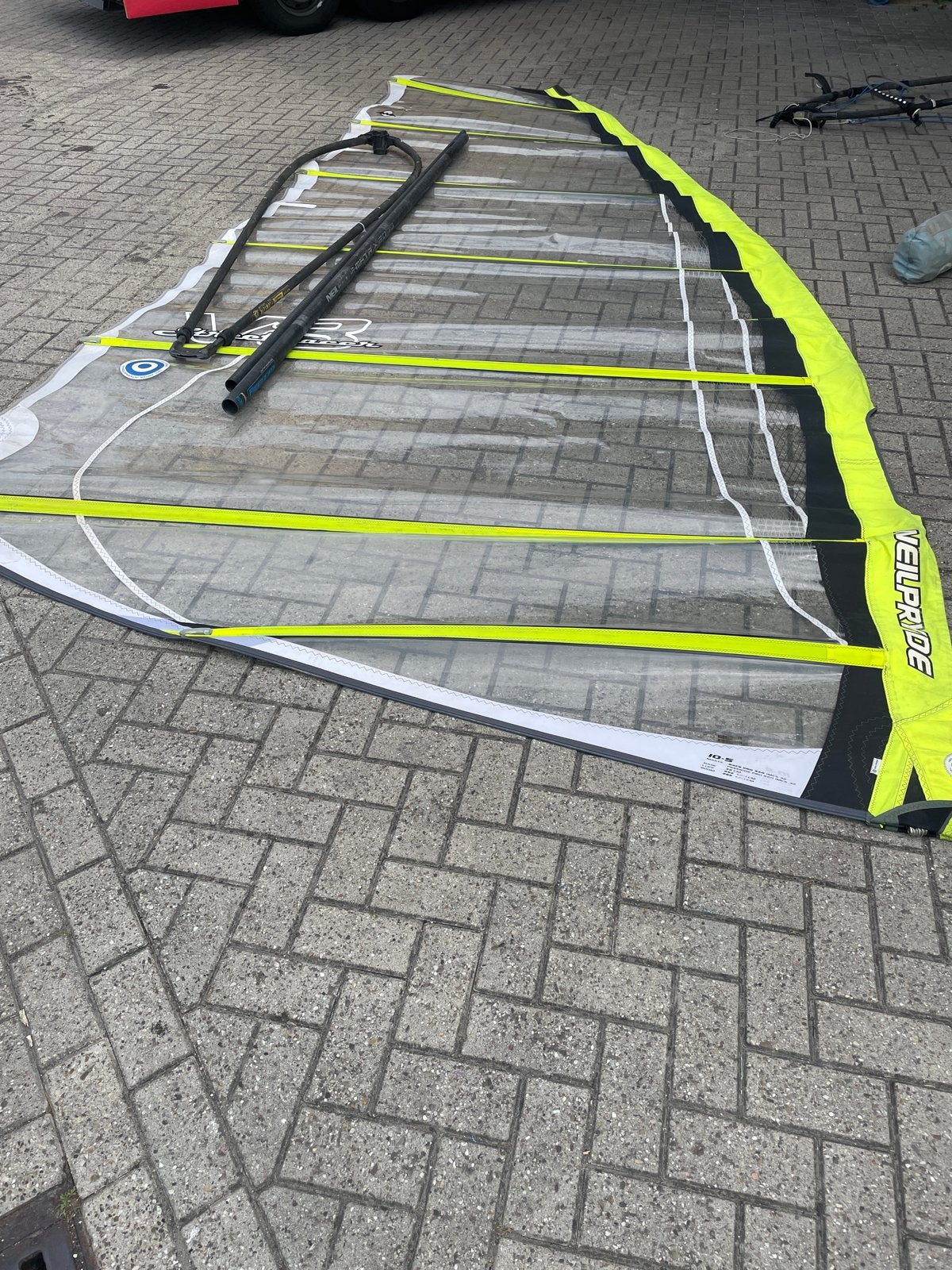 NeilPryde Zeil Streetracet V8 10.5 m2, Watersport en Boten, Windsurfen, Gebruikt, 8 m² of meer, Neilpryde, Zeil