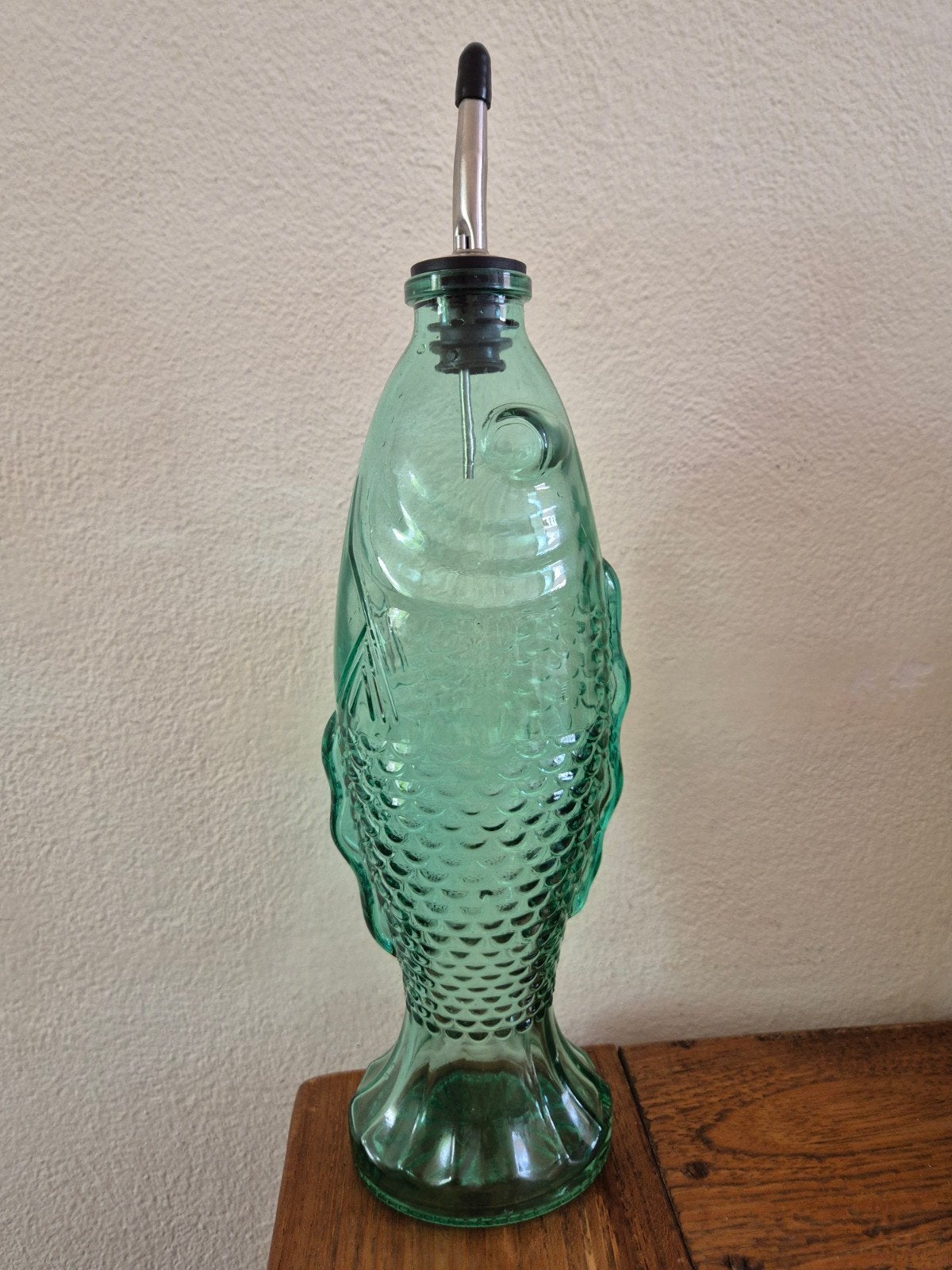 Prachtige groene glazen visfles / oliefles met schenktuit, Antiek en Kunst, Ophalen of Verzenden