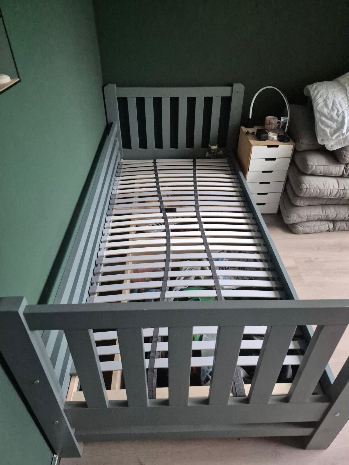 Houten eenpersoons bed incl goede lattenbodem, Ophalen, 85 tot 100 cm, Gebruikt, Lattenbodem