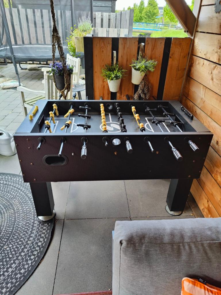Zwarte voetbaltafel 137x74 cm, Kinderen en Baby's, Speelgoed | Voetbaltafels, Ophalen, Gebruikt