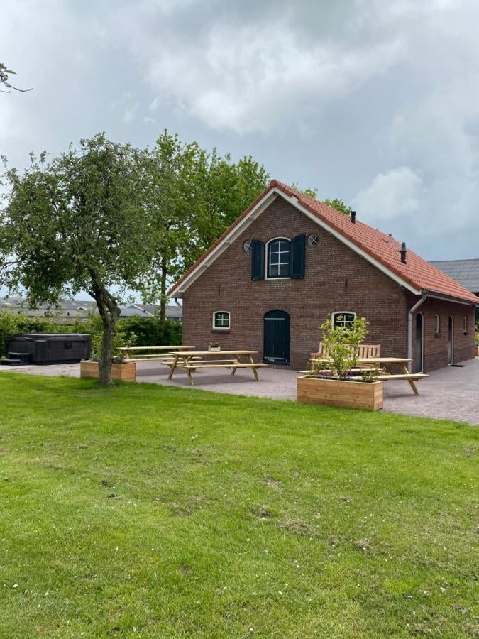 Vakantiewoning (max 18 pers). Landelijk gelegen boerderij., 4 of meer slaapkamers, Wasmachine, Landelijk, Gelderland en Veluwe