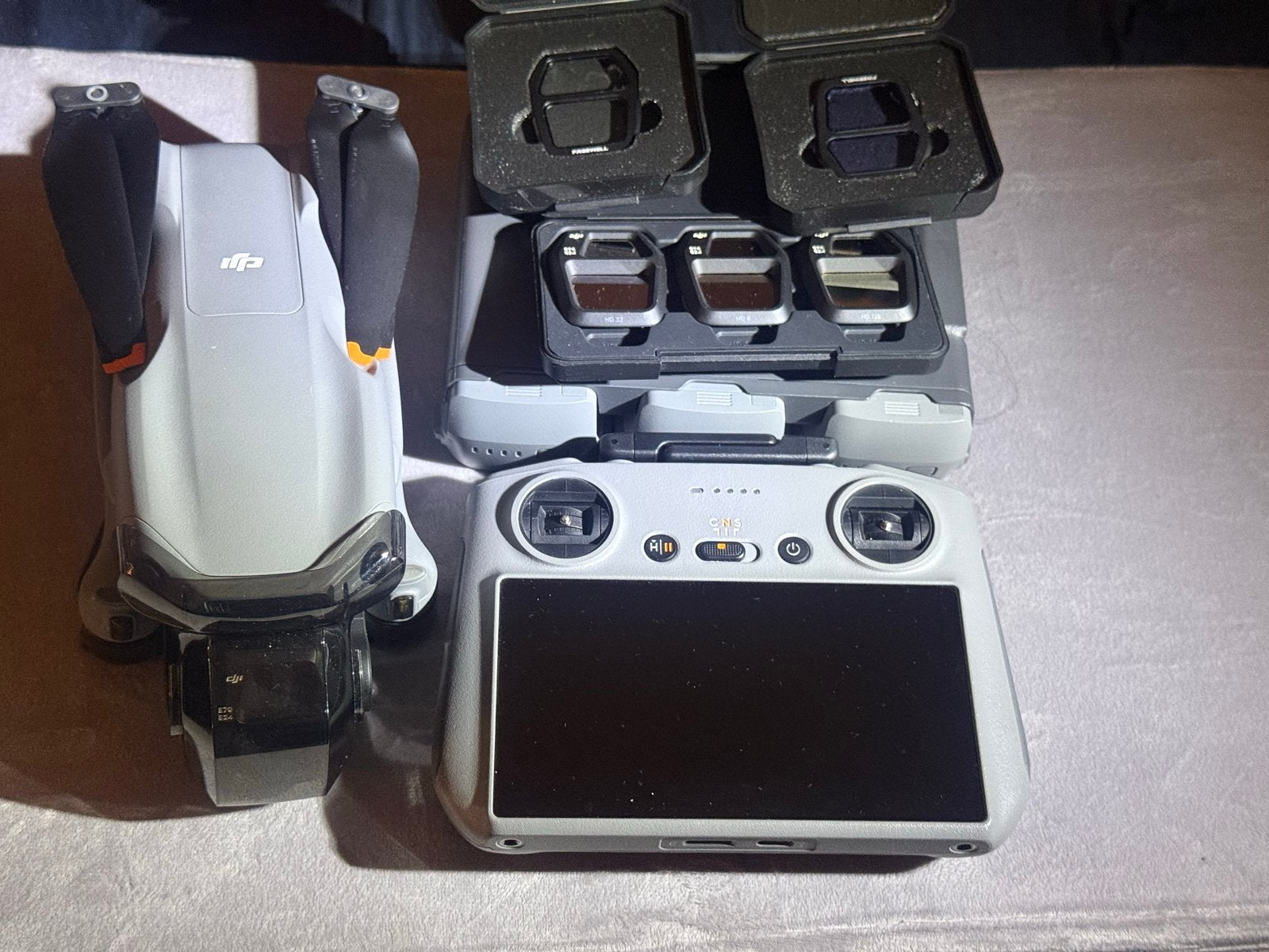 DJI Air 3 met ND, Mist, LPR filters en tas, 30 tot 45 minuten, Cameradrone, Zo goed als nieuw, DJI