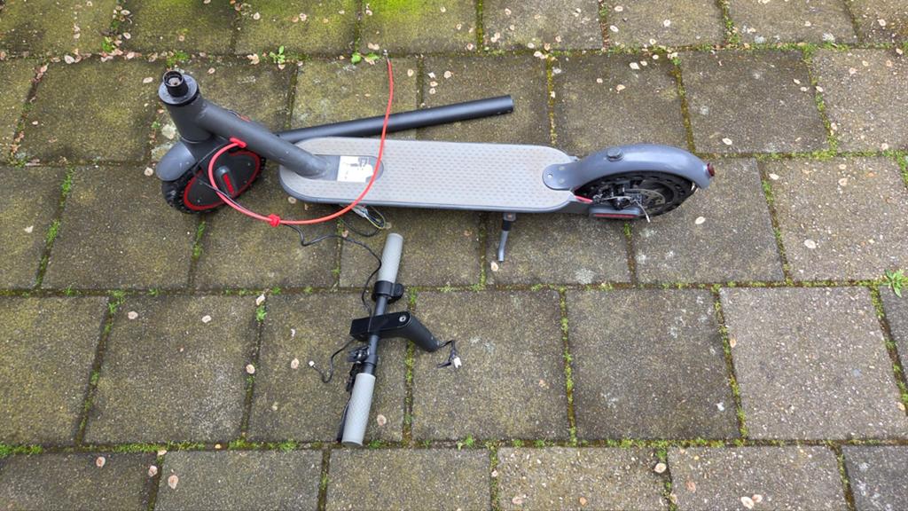 Elektrische step voor onderdelen, Fietsen en Brommers, Steps, Ophalen of Verzenden, Gebruikt, Elektrische step (E-scooter)