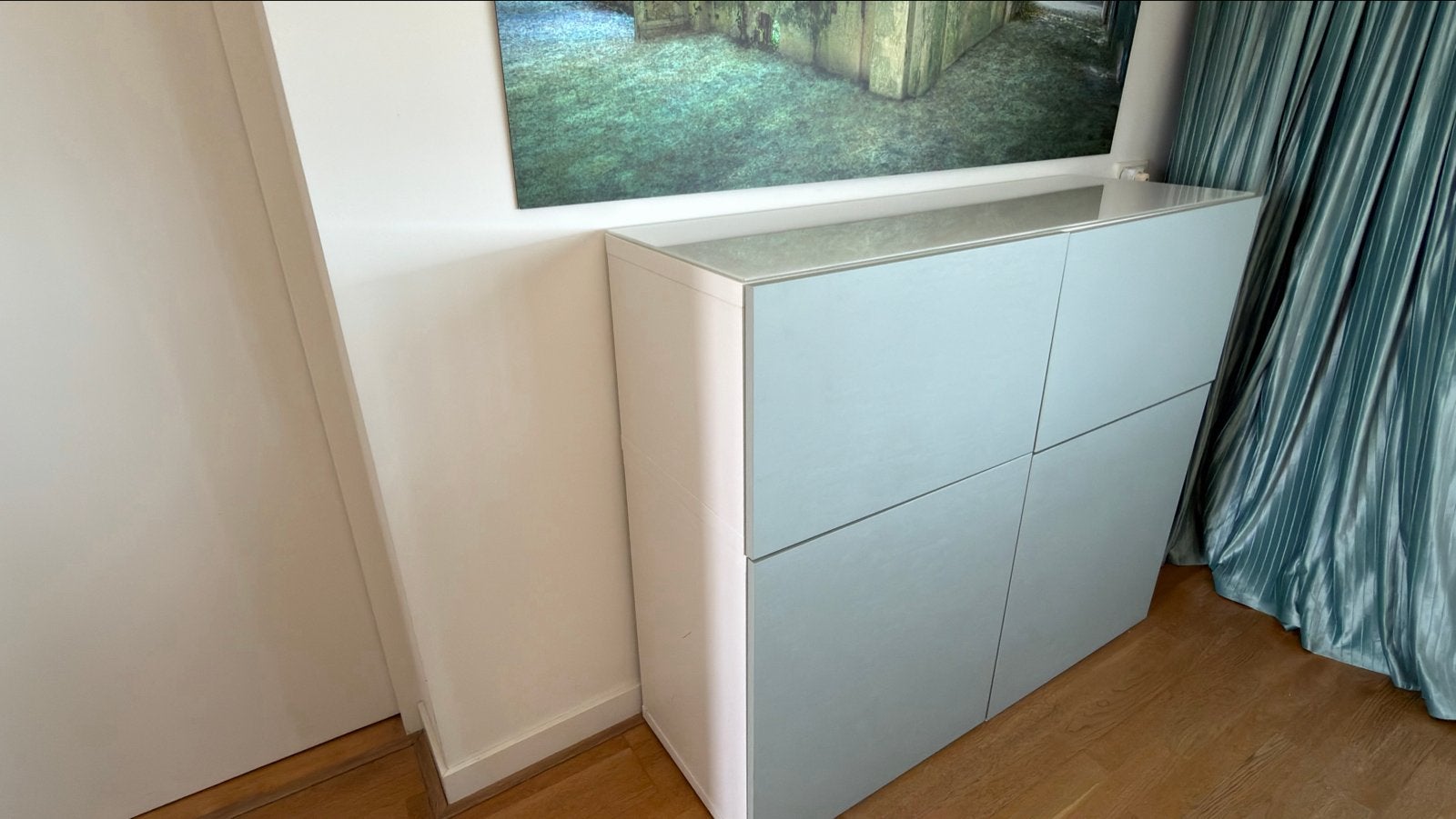 Ladekast/dressoir met glazen blad, Ophalen, Gebruikt
