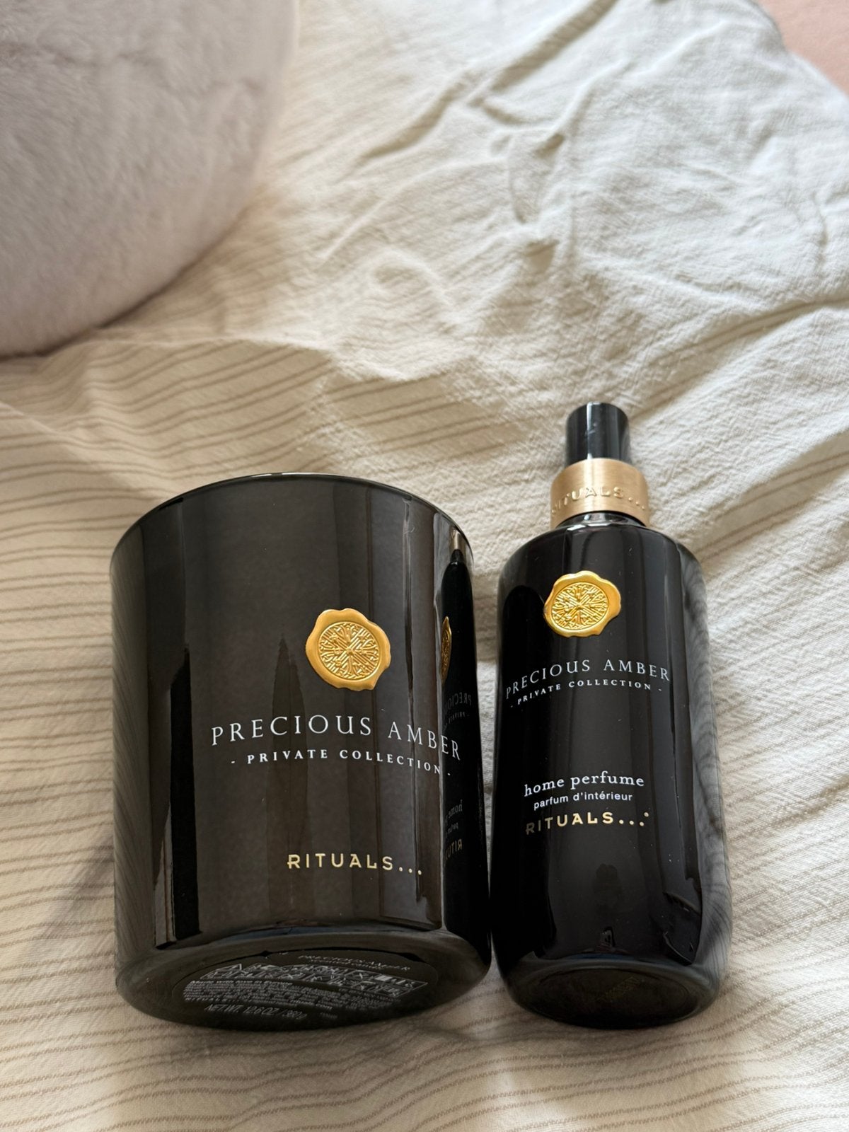 Rituals Precious Amber zwarte geurkaars parfum home spray, Huis en Inrichting, Woonaccessoires | Kandelaars en Kaarsen, Zwart