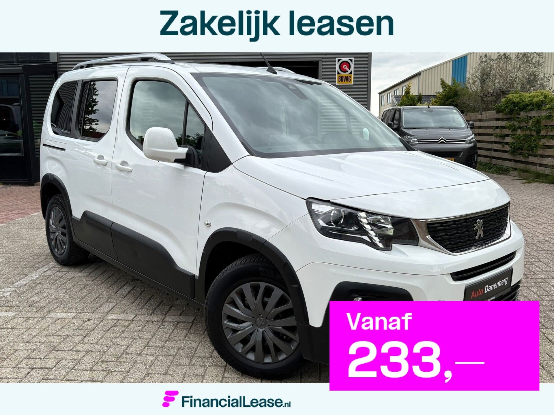 Peugeot Rifter 1.2 Puretech Allure Pano! GARANTIE, Voorwielaandrijving, Gebruikt, Zwart, 1199 cc