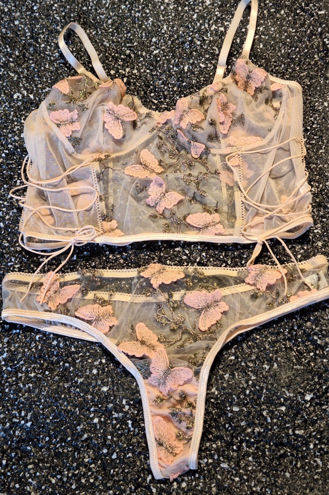 Sexy nieuw 2-delig setje maat L-XL, Kleding | Dames, Ondergoed en Lingerie, Verzenden, Beige, Setje
