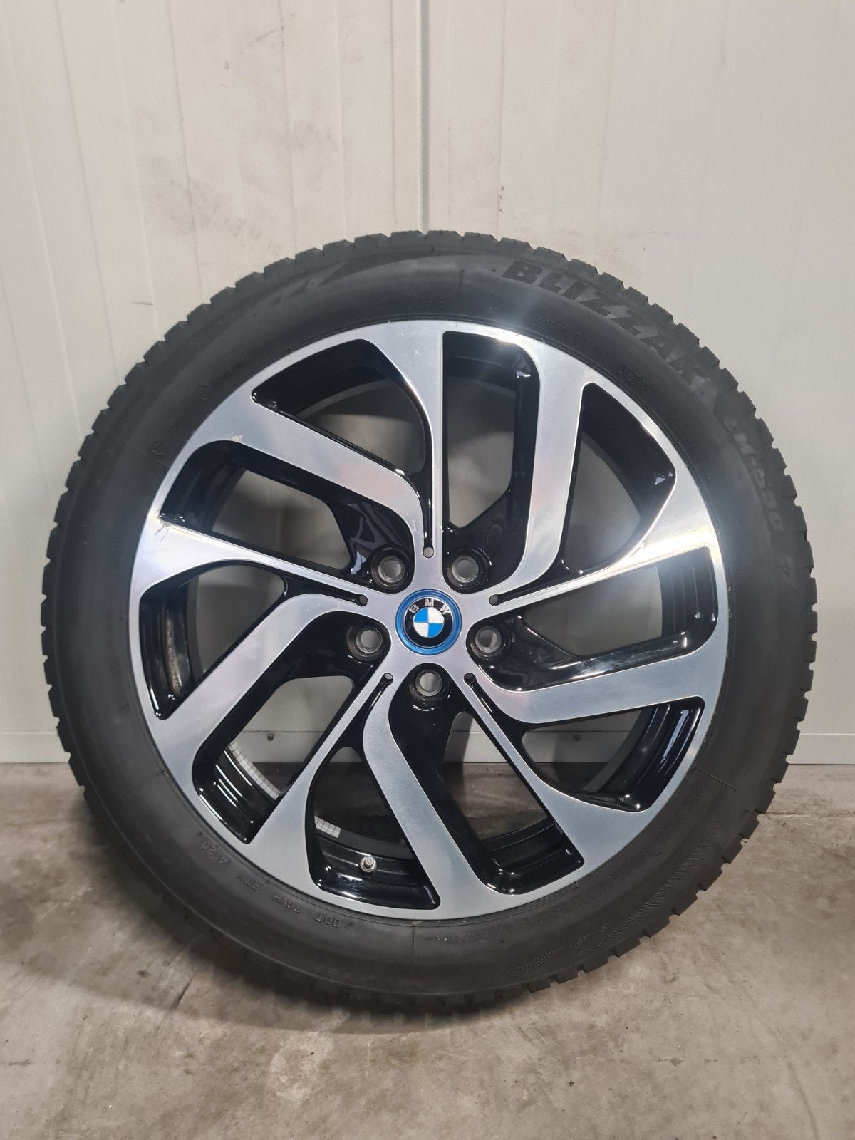 19' BMW i3 I01 Styling 428 Bicolor met winterbanden, 19 inch, 155 mm, Banden en Velgen, Personenwagen